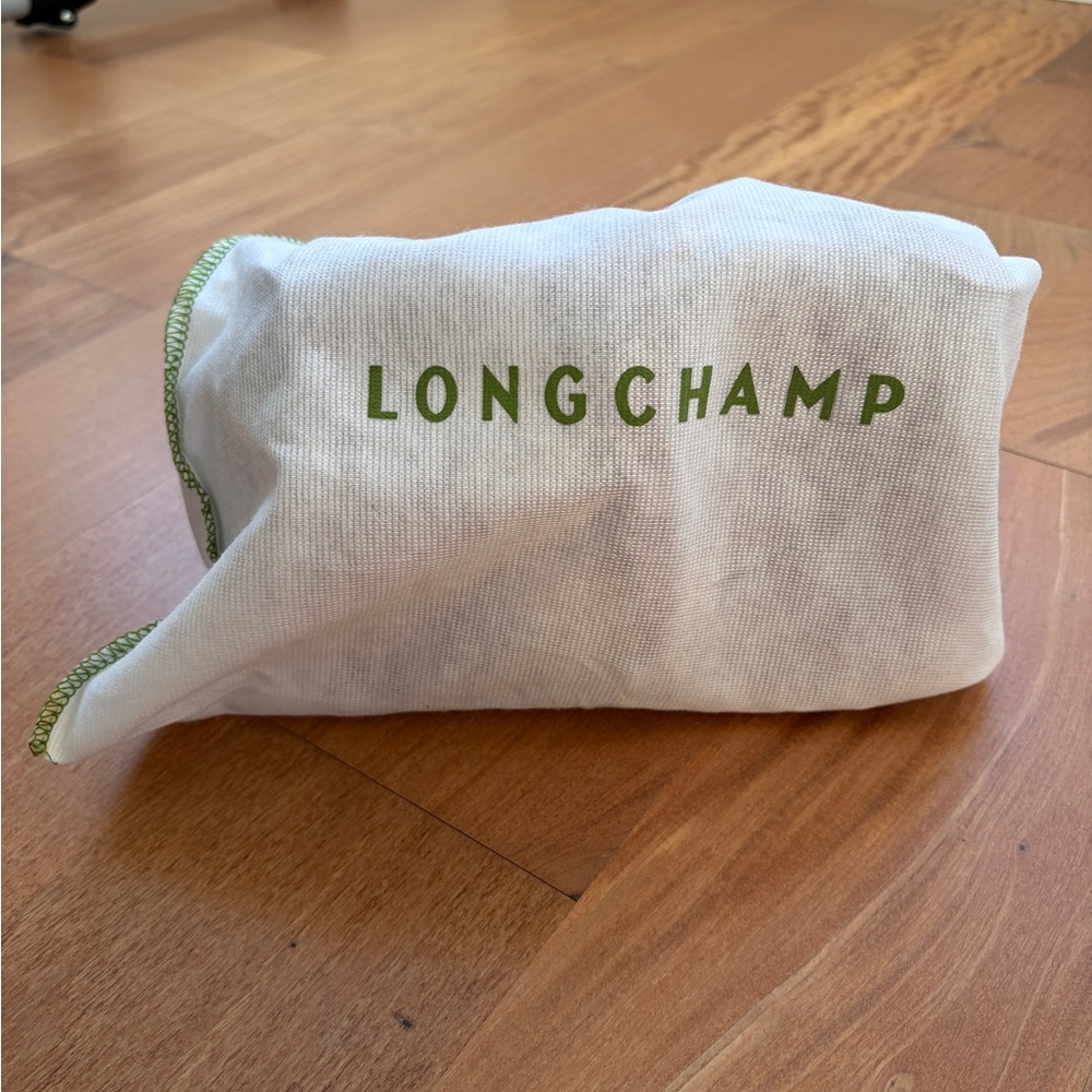 Longchamp Heritage Crossbody Chain - Picture 3 of 12
